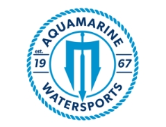 Logo di Aquamarine Watersports, fondato nel 1967, con tridente stilizzato e bordo a corda.